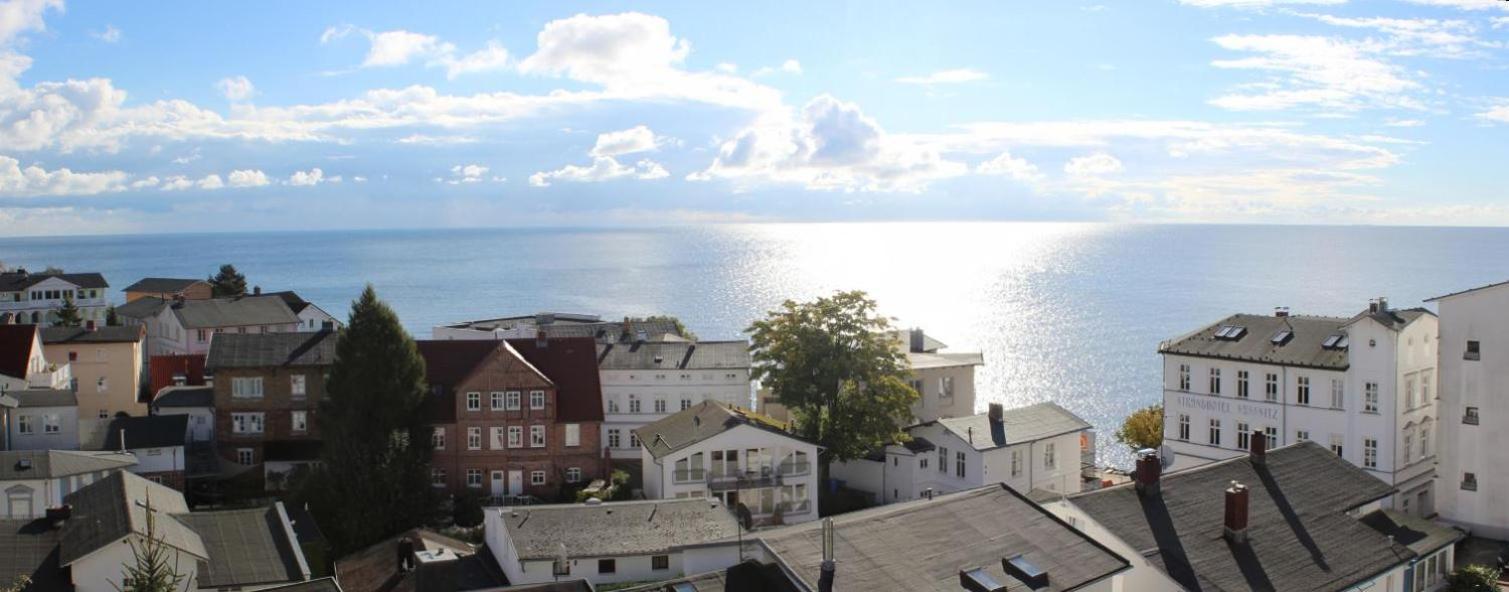 Villa Fernsicht - Wohnung Nr 1 - Mit Meerblick 사스니츠 외부 사진
