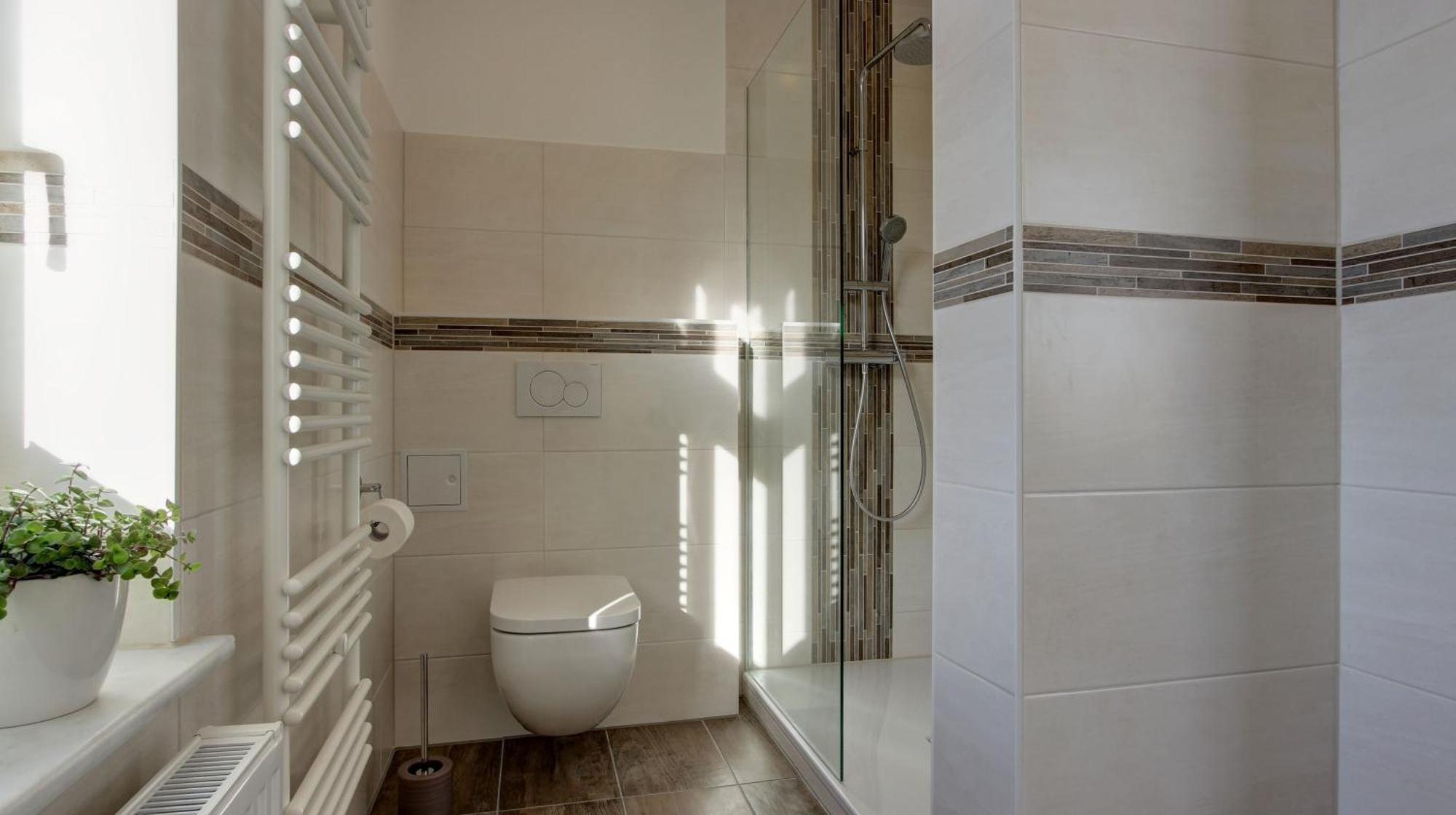 Villa Fernsicht - Wohnung Nr 1 - Mit Meerblick 사스니츠 외부 사진